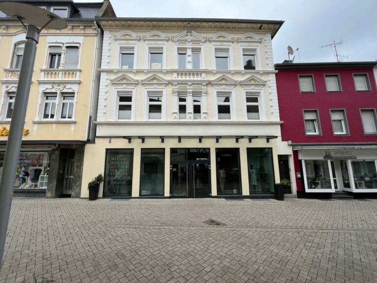 Kirchstraße 8